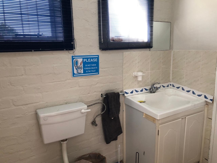 To Let 2 Bedroom Property for Rent in Bettys Bay Western Cape
